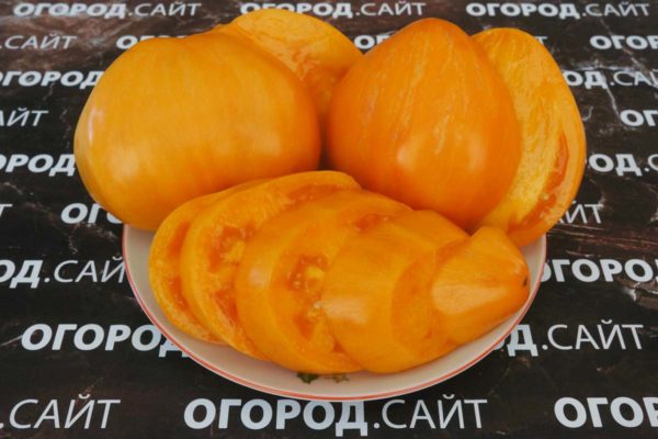 pomidor-medovaya-strast-2